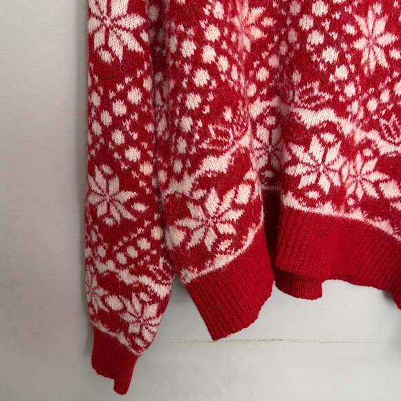 Universal Thread Red and White Fair Isle Scoopneck Sweater. Size XL - Picture 5 of 7